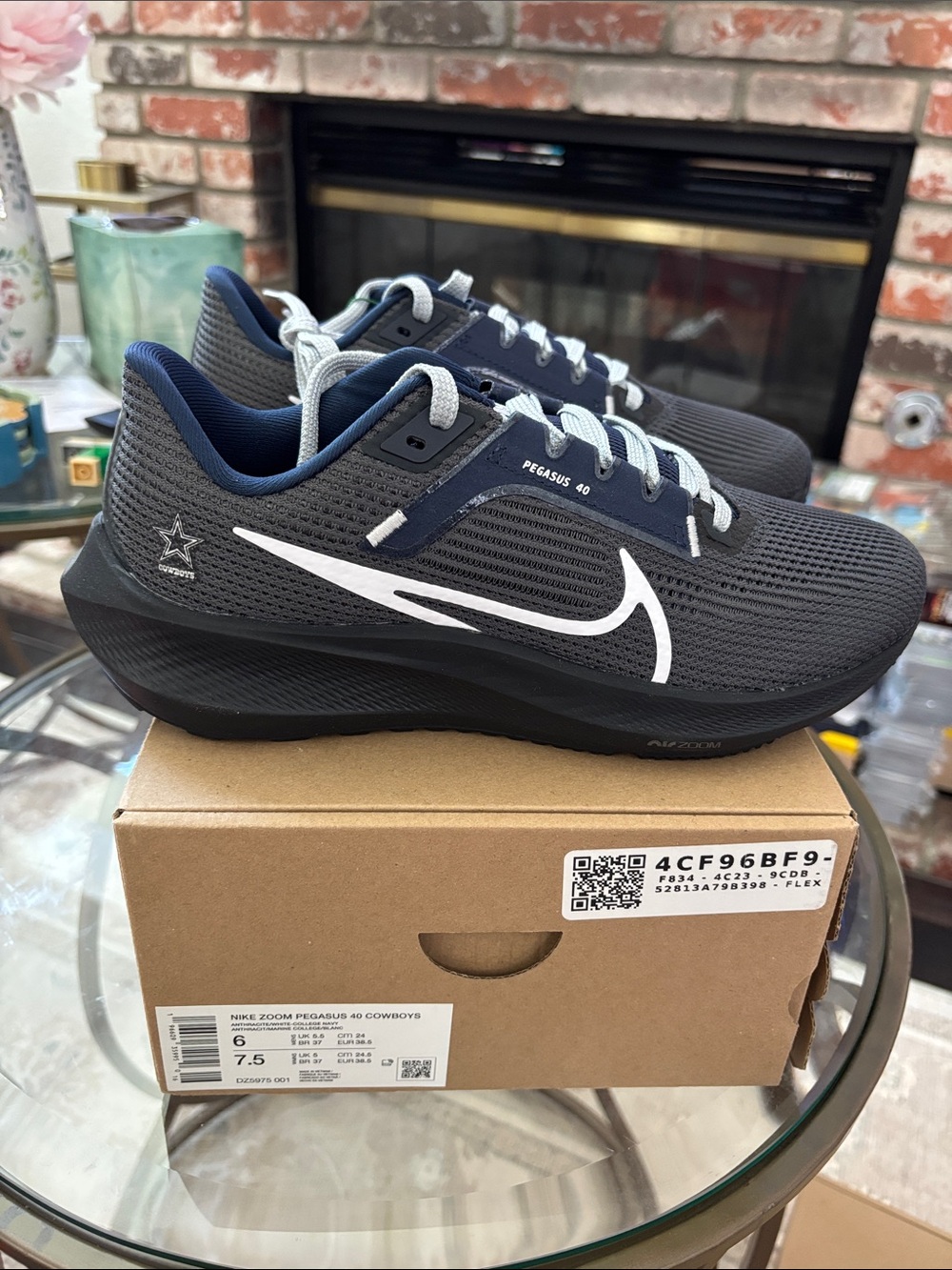 Nike Air Zoom Pegasus 40 NFL Dallas Cowboys (Select Size) DZ5975-001